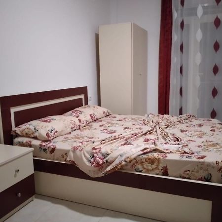 Doçi Hotel Velipojë Buitenkant foto