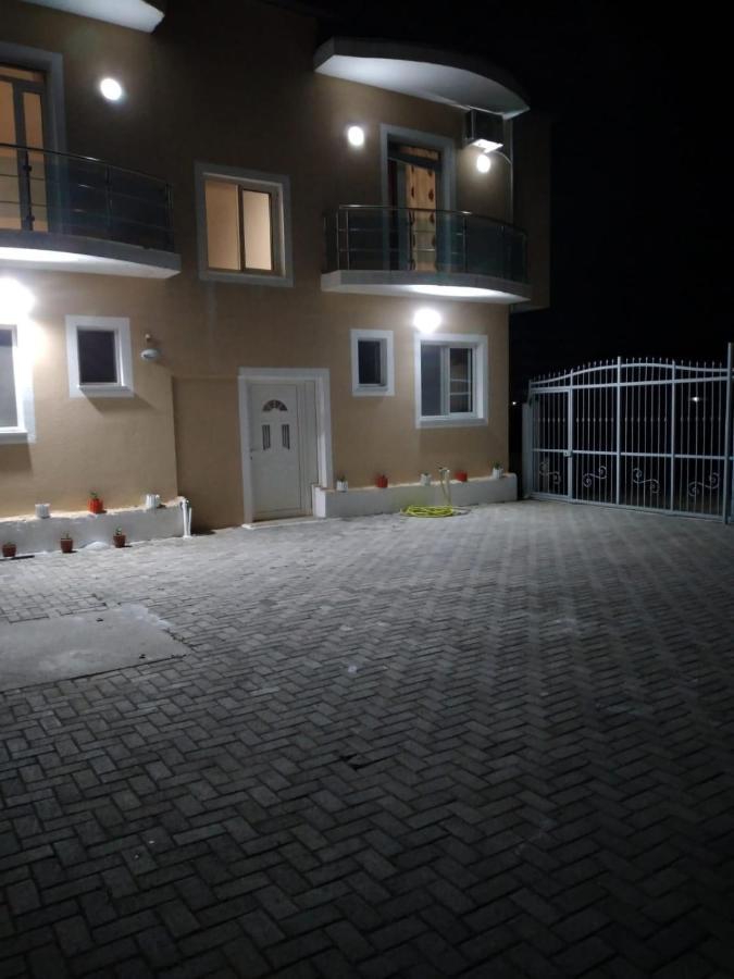 Doçi Hotel Velipojë Buitenkant foto