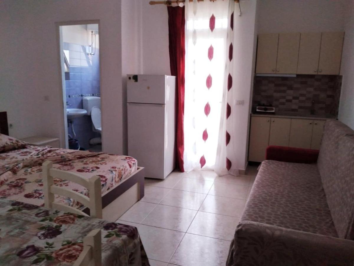 Doçi Hotel Velipojë Buitenkant foto