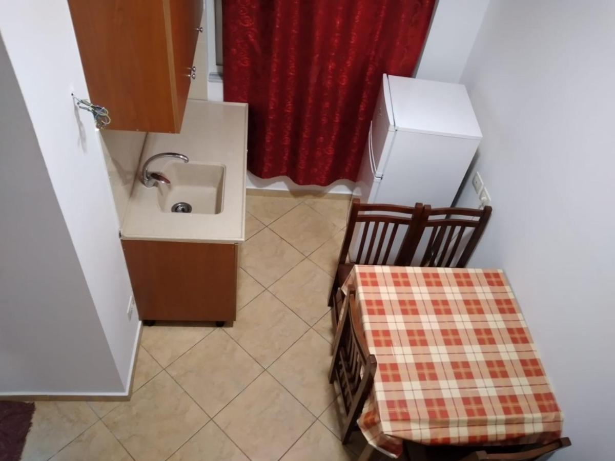 Doçi Hotel Velipojë Buitenkant foto