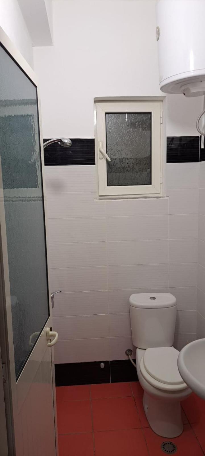 Doçi Hotel Velipojë Buitenkant foto