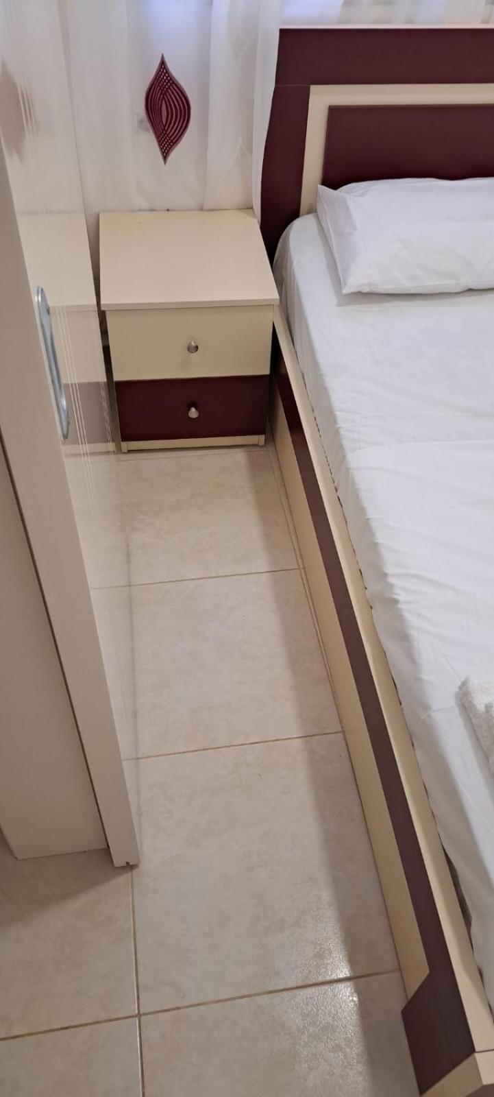 Doçi Hotel Velipojë Buitenkant foto