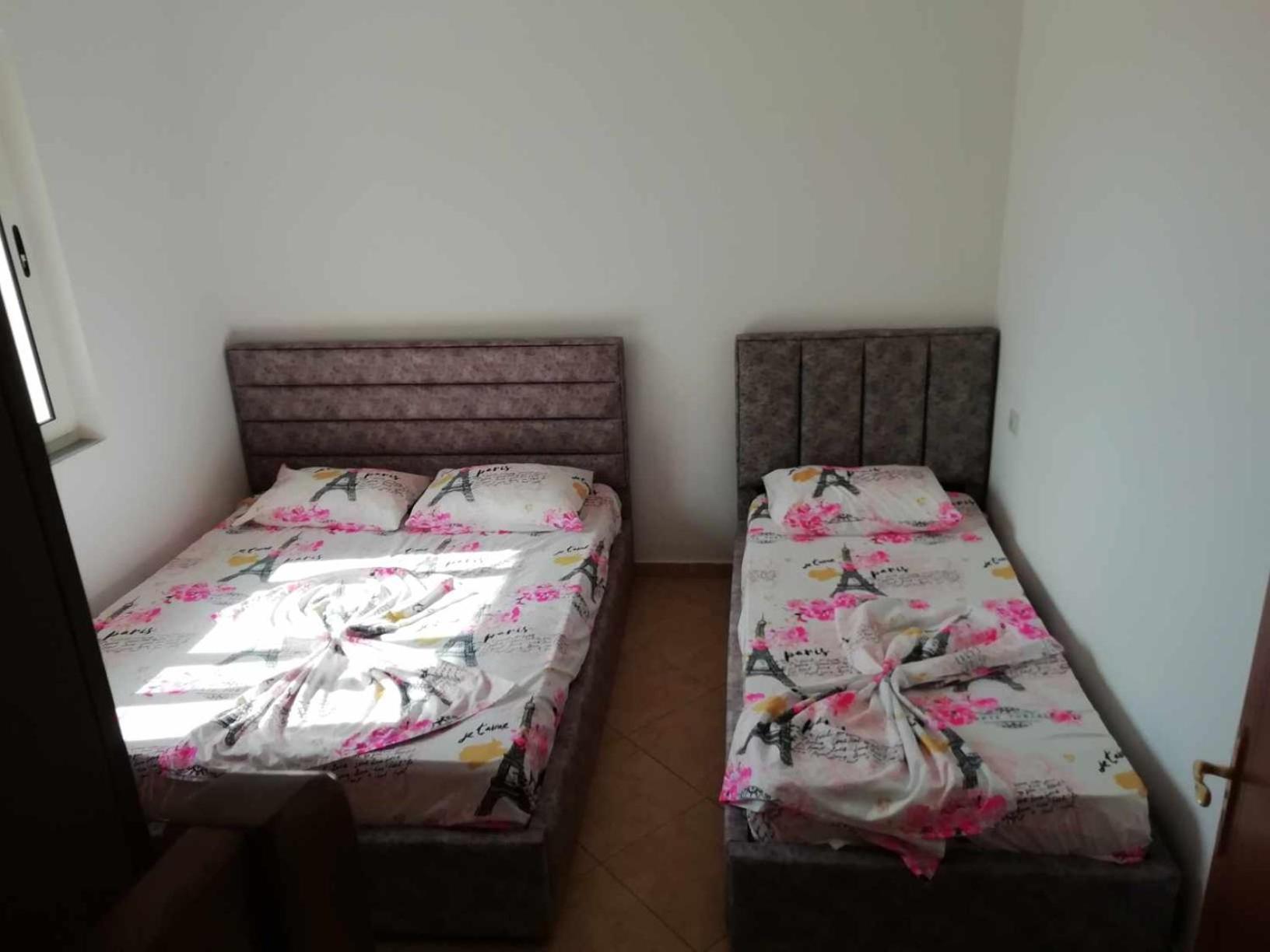 Doçi Hotel Velipojë Buitenkant foto