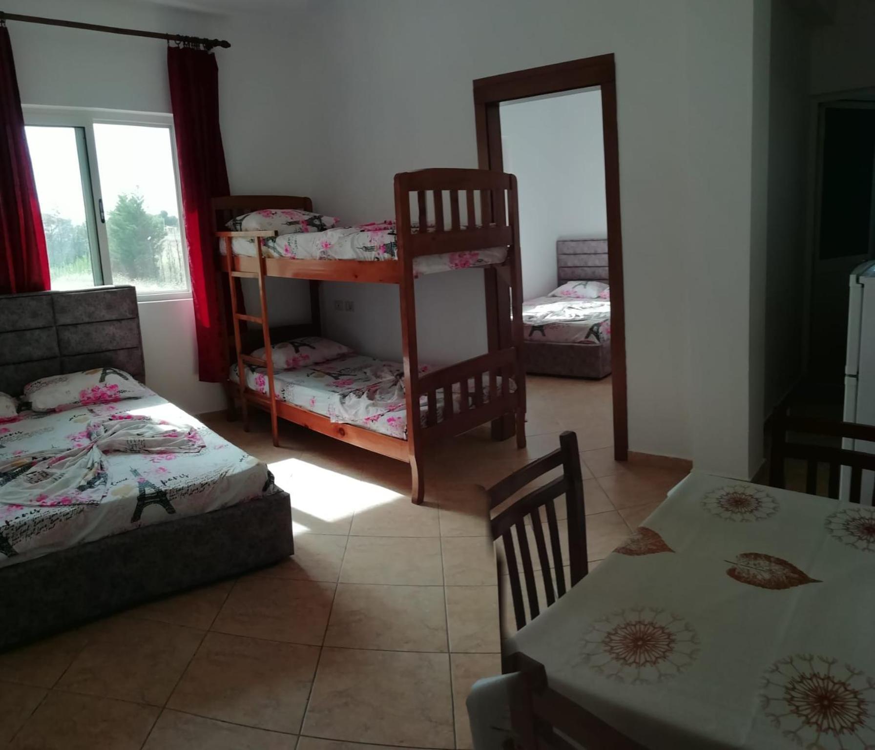 Doçi Hotel Velipojë Buitenkant foto